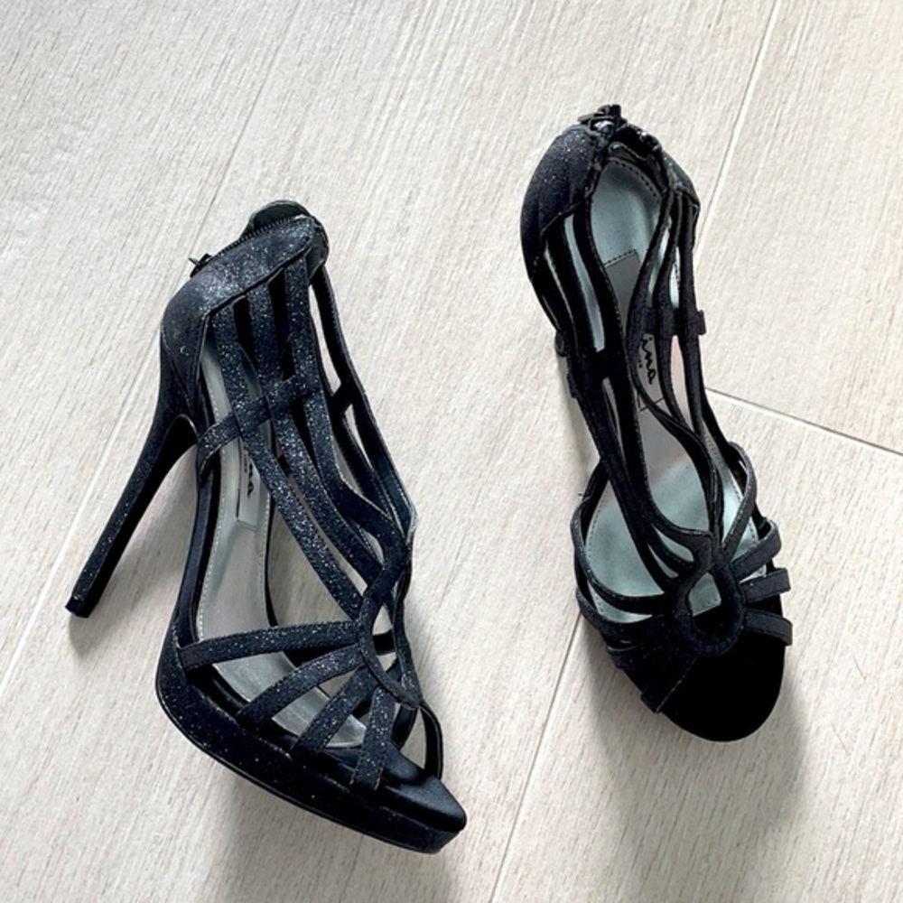 NINA Black Sparkly Dress Heels Size 6.5